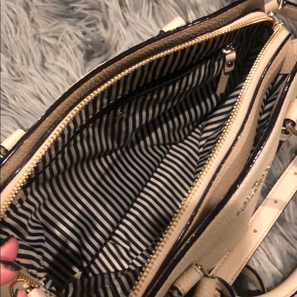 Kate Spade Cream Pebbled Crossbody - Picture 3 of 5